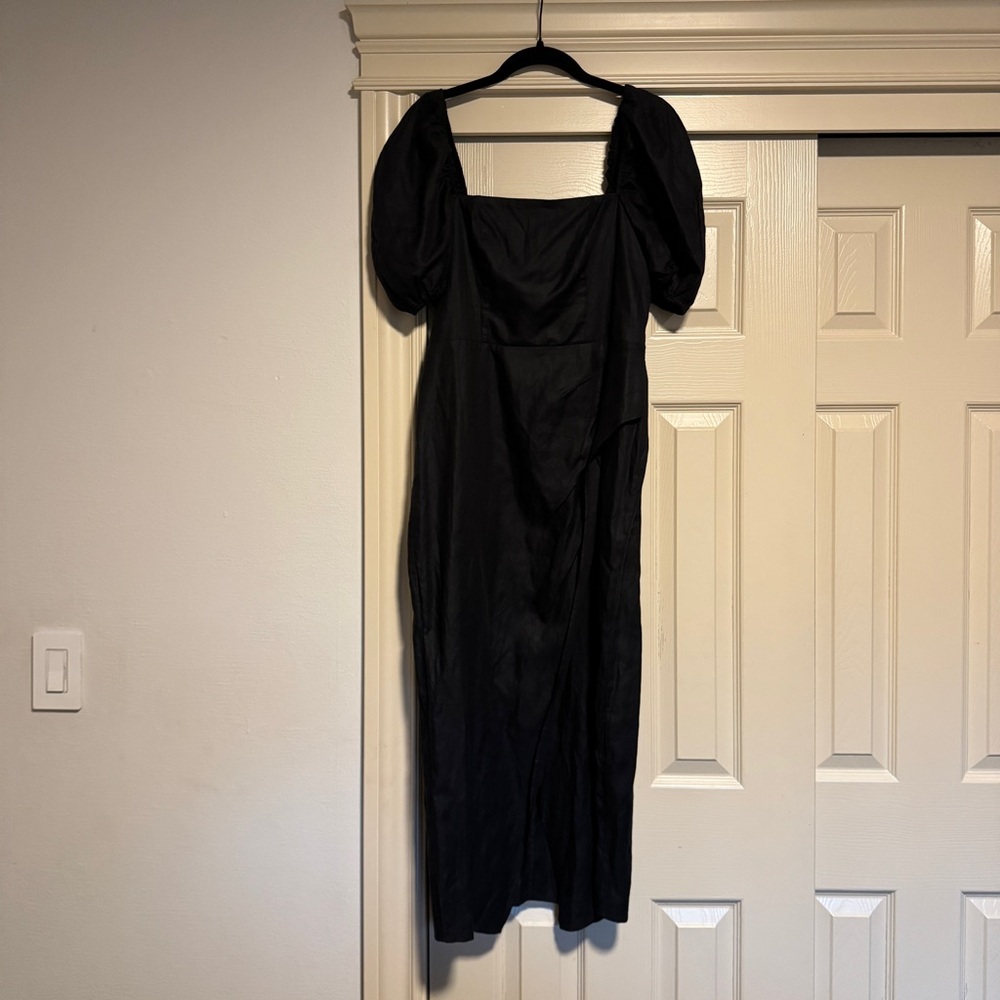 & Other Stories Cotton/Linen Black Puff Sleeve Dress